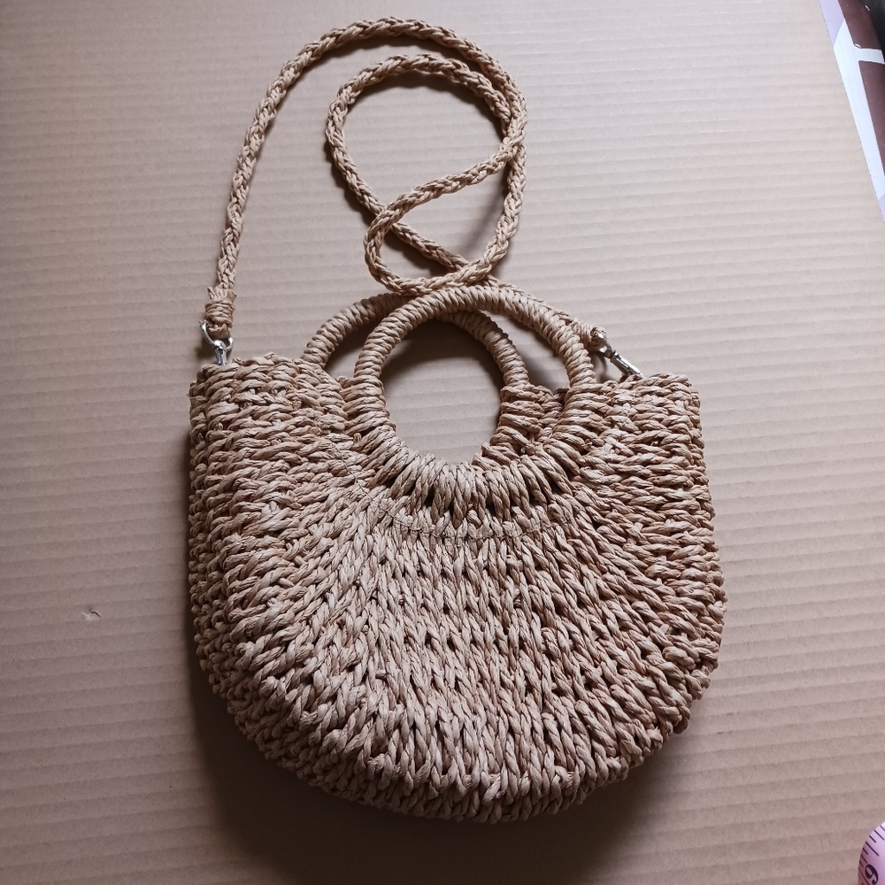 3X$30  Natural Woven Straw  Crossbody Mini Woven Bag Great Cindition Women